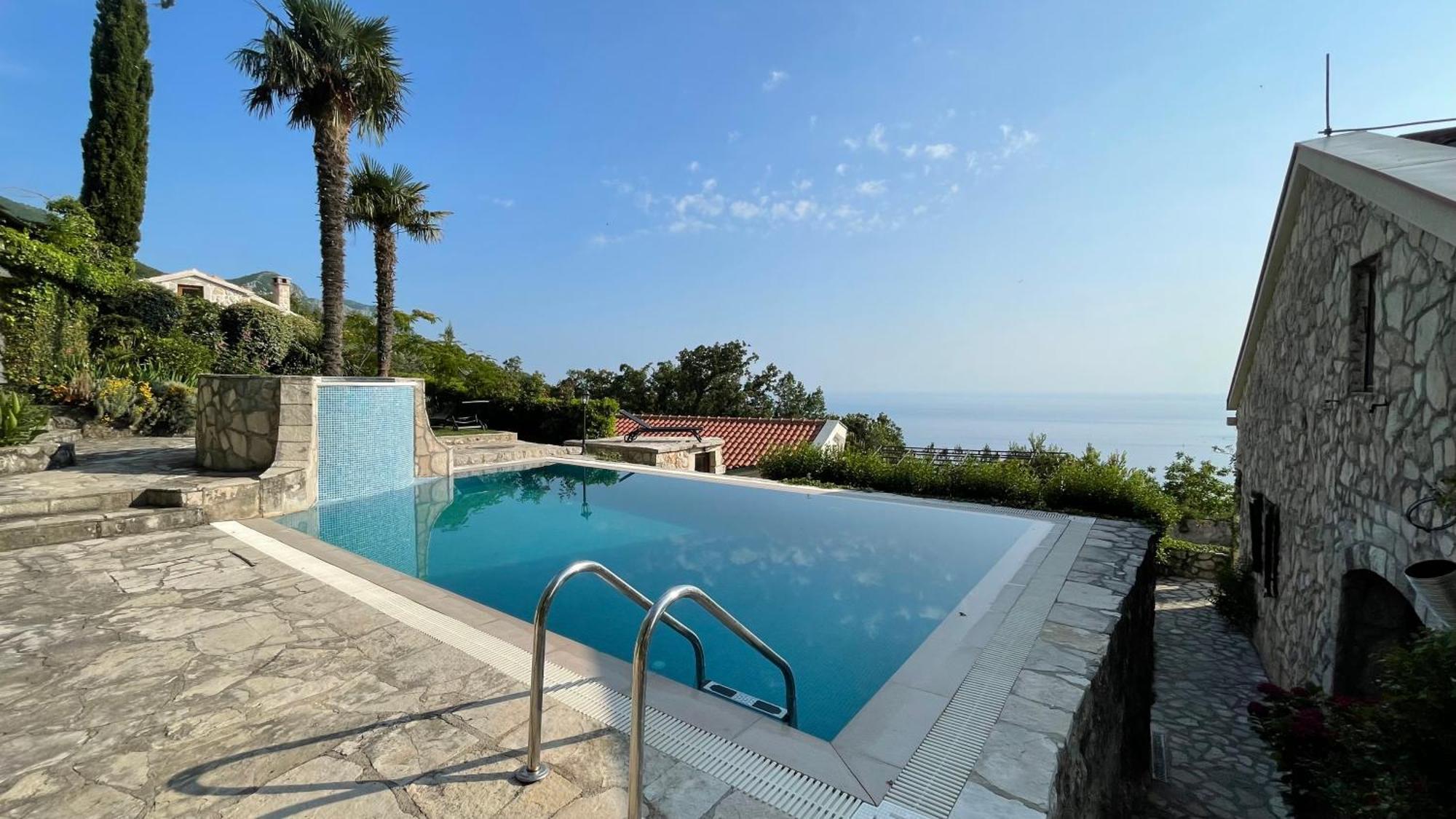 Mountains Villa Near Budva Exterior photo